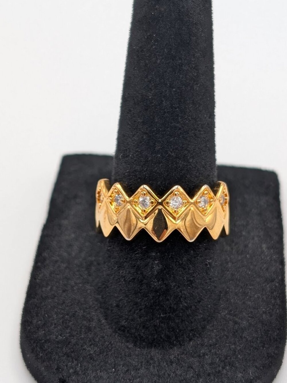 Vintage Gold Tone Crown Tiara Ring Size 7 GR CZ Clear Stone Geometric Band